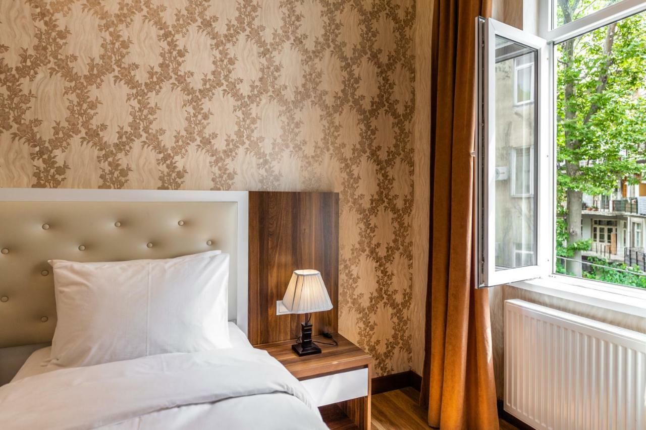 Ornament Hotel Tbiliszi Kültér fotó