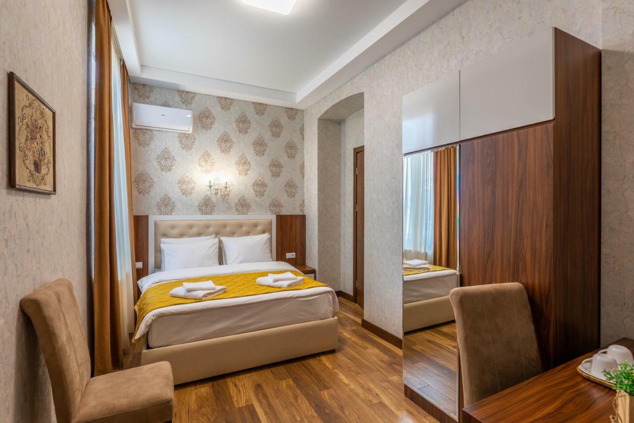 Ornament Hotel Tbiliszi Kültér fotó