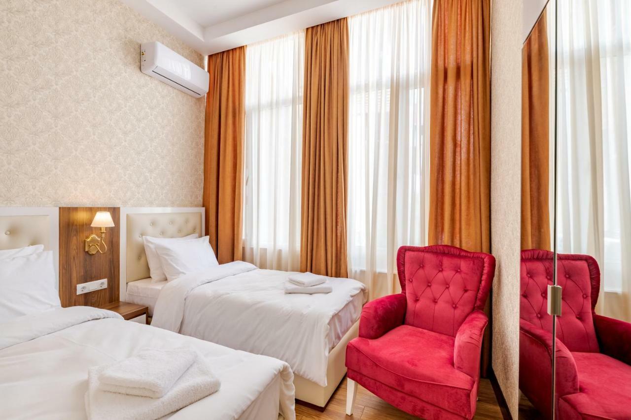 Ornament Hotel Tbiliszi Kültér fotó